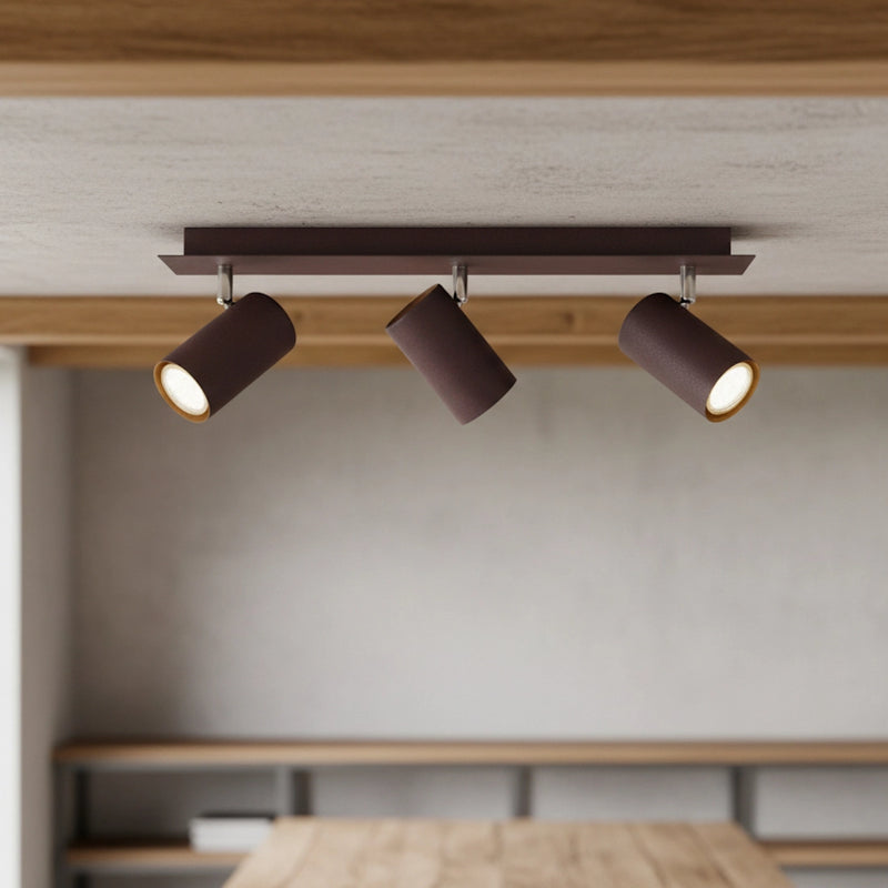 Barra spot ruggine per ambiente rustico moderno con luce orientabile e design compatto in metallo