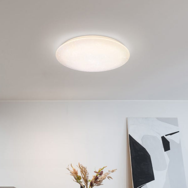 Plafoniera LED moderna con luce bianca regolabile 3000K-5500K, telecomando e funzione memoria.