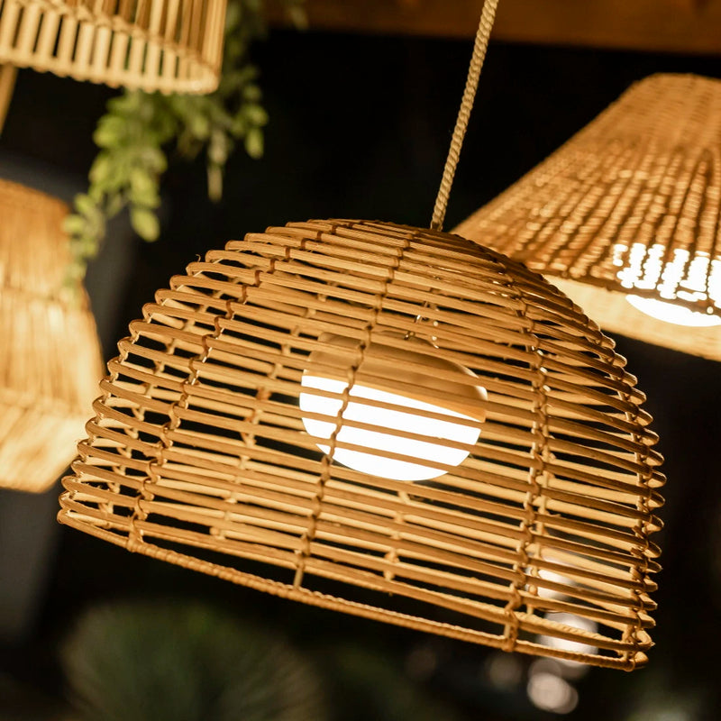 lampada portatile a sospensione bossa hang ricaricabile in fibre naturali ip54 da esterno
