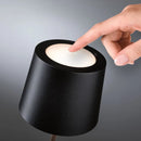 luce calda 2700K dimmerabile con tocco per creare atmosfera accogliente su tavoli esterni interni e zone relax