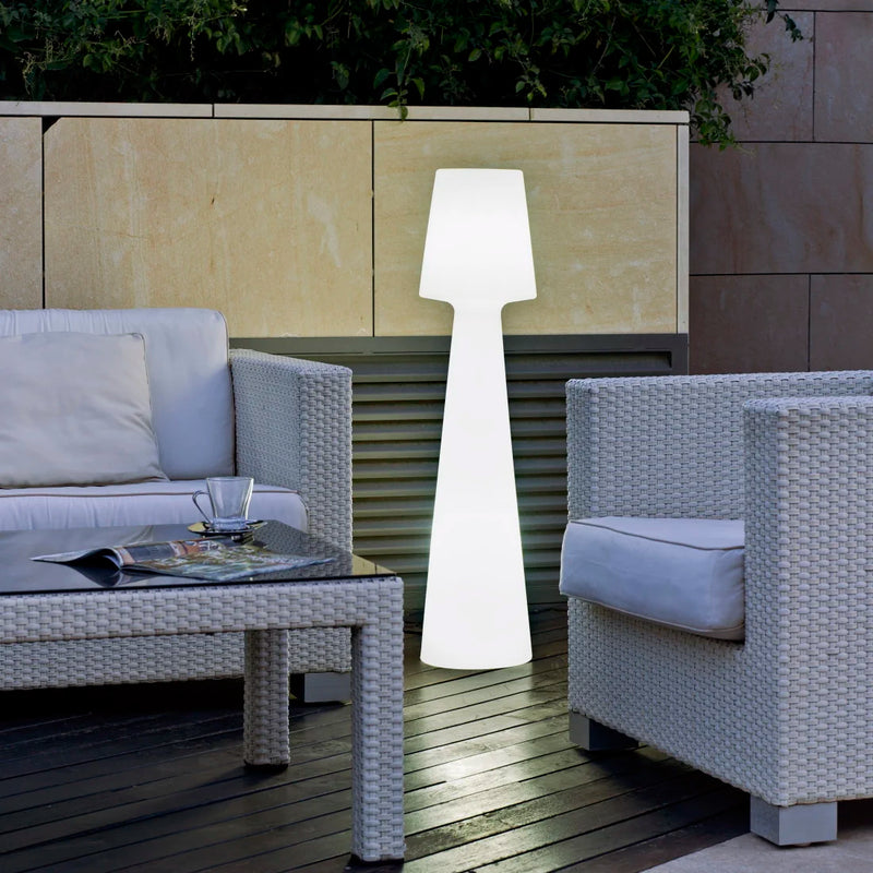 lampada da terra lola 110 led ip65 da esterno in plastica bianca

