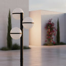 particolare delle 3 sfere del lampione da giardino orbit di intec light