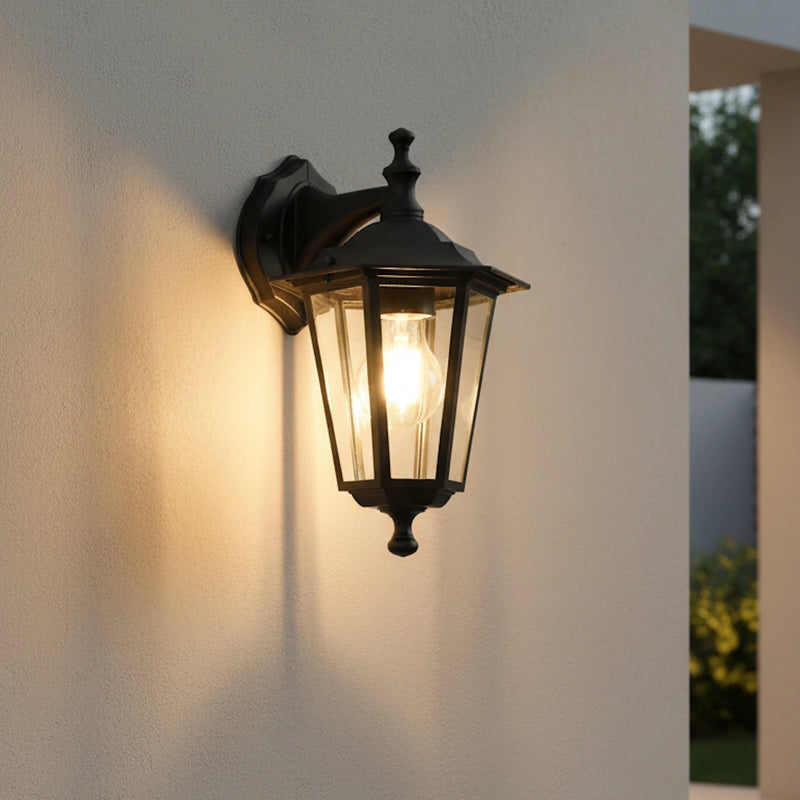 Pienza 205667132 Applique da esterno nera con lanterna esagonale classica IP44.
