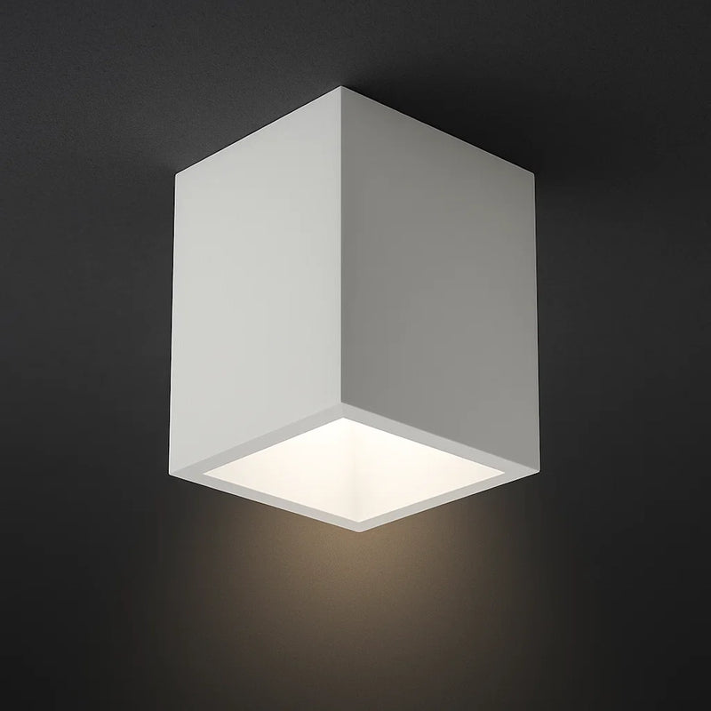 plafoniera cubica 11x11 cm in gesso bianco verniciabile con attacco GU10