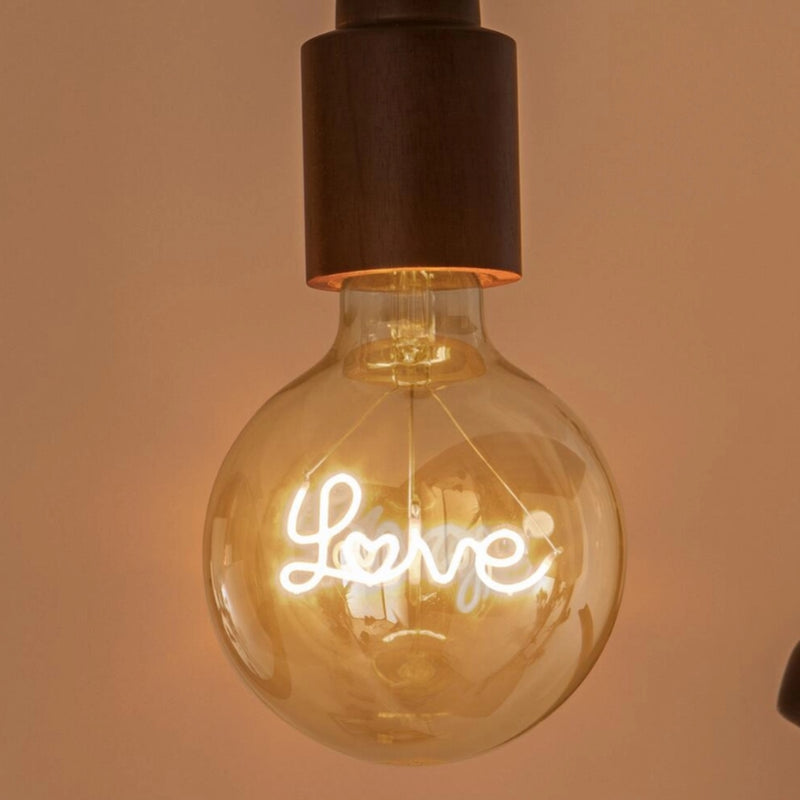 Eglo LED E27 dimmerabile, grande lampadina vintage ambra di medie dimensioni, illuminazione retrò, 4,5 W (equivalente a 40 W), 470 Lumen, bianco caldo, 2200k, Edison, BR150, 15 cm Eglo LED E27 dimmerabile, grande lampadina vintage ambra di medie dimensioni, illuminazione retrò, 4,5 W (equivalente a 40 W), 470 Lumen, bianco caldo, 2200k, Edison, BR150, 15 cm