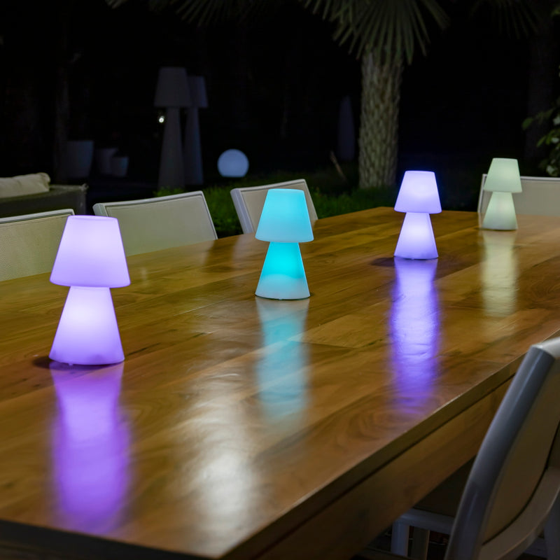 Lola 20 battery - Lampada LED da tavolo in plastica bianca, IP65 per esterno, batteria ricaricabile, LED luce colorata RGB