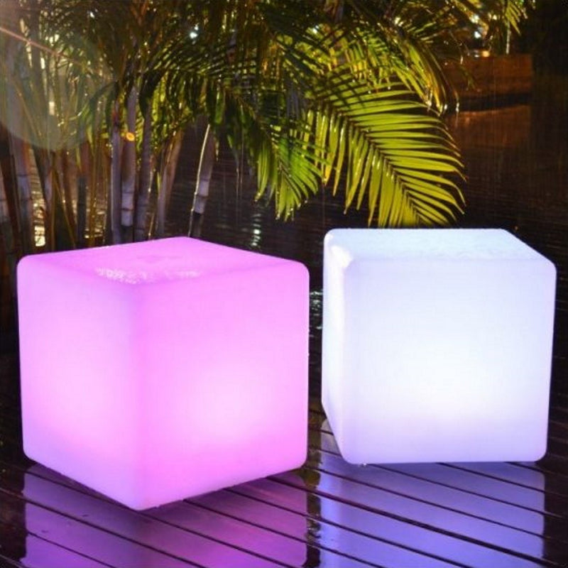 I-GECO-CUBO-E-L30 | Lampada cubo plastica | Illuminazione esterna