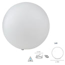 sfera luminosa decorativa geco 40 cm posizionata in un giardino curato