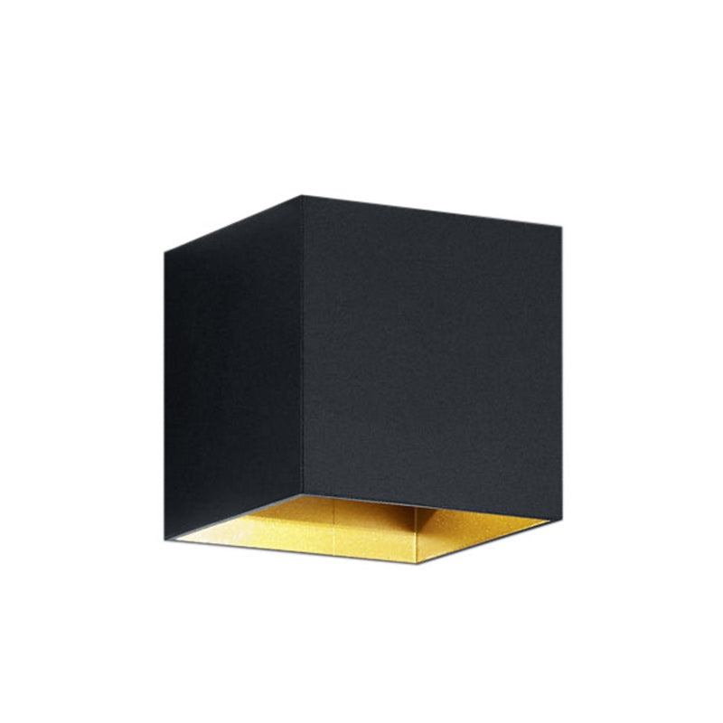 Lampada da parete cubica nera con interno oro, luce sopra e sotto calda e accogliente per soggiorni moderni