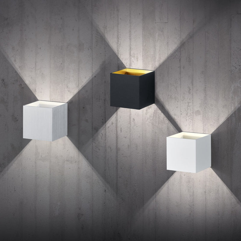 Louis bianco - Lampada applique moderna cubica LED 4,5W, doppia emissione luminosa