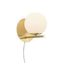 Applique da parete oro con vetro opale – illuminazione moderna