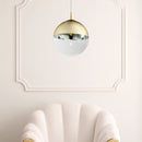 Lampadario a sospensione Varus sfera in vetro trasparente Ø33 con calotta oro